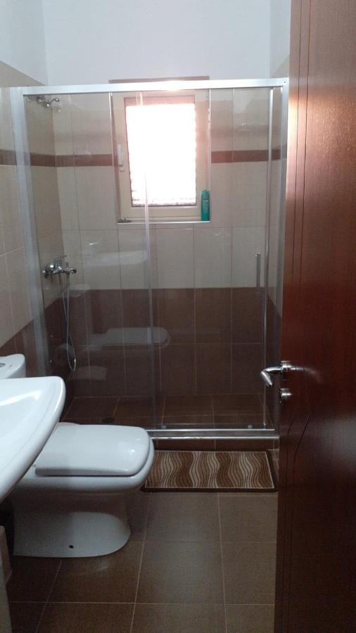 Xheko Rooms Dhërmi エクステリア 写真